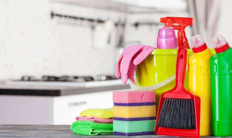 Jak rozdzielić chemię gospodarczą na kuchnię, sanitariaty i salę w obiekcie HoReCa