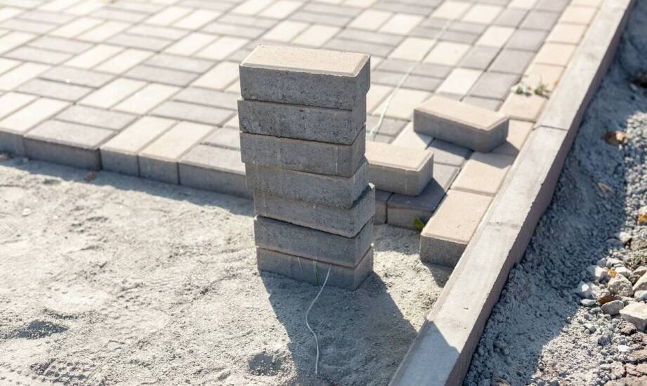 Kiedy stabilizacja cementowa ma znaczenie pod nawierzchnię z kostki na mazowieckich gruntach