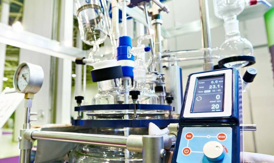 Jak ocenić, czy reaktor laboratoryjny odpowiada na wymagania mieszania i homogenizacji próbek w laboratoriach chemicznych