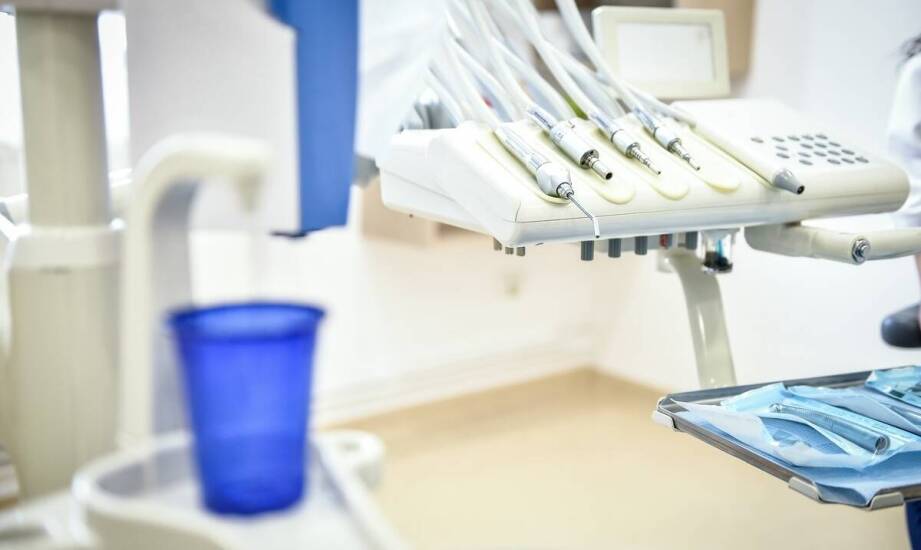 Rodzinny plan leczenia stomatologicznego: co diagnoza pokazuje u dzieci, dorosłych i nastolatków
