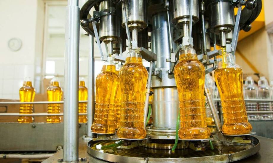 Jakie parametry butelki HDPE trzeba ustalić przed zleceniem produkcji dla sosów i olejów