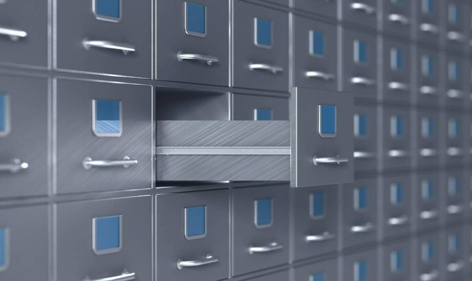 Jak odczytywać oznaczenia kolekcji, wymiarów i materiałów w katalogu drzwi Invado 2025