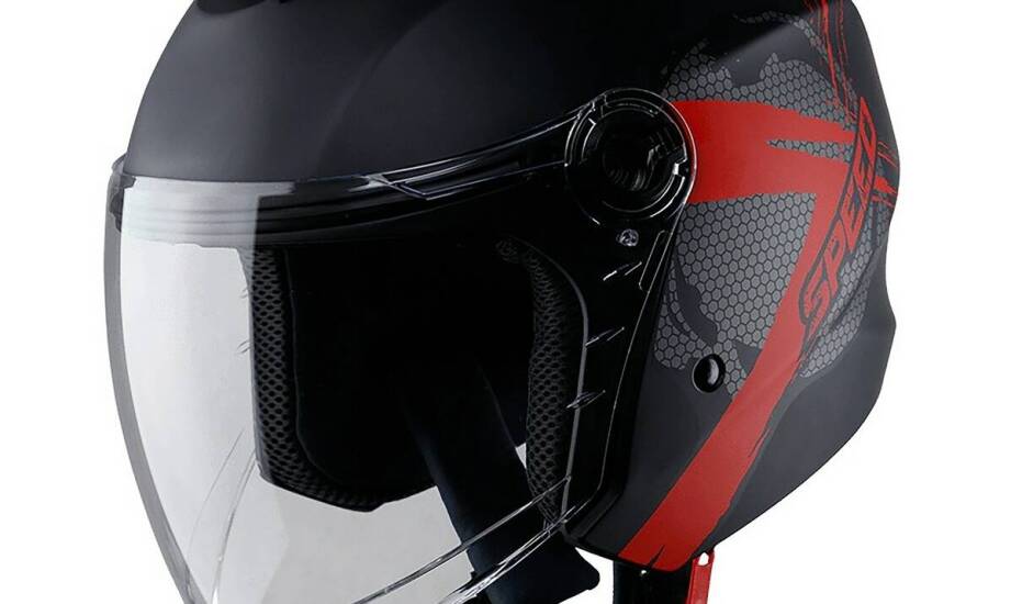 Czarny kolor w kasku motocyklowym: styl, nagrzewanie i widoczność