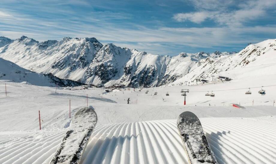 Jak ułożyć dzień na pętli narciarskiej w Dolomitach dla średnio zaawansowanych