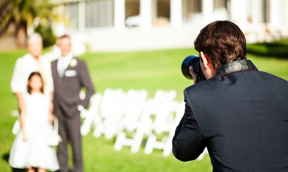 Kiedy fotograf obecny przez całą noc ma znaczenie na weselu i evencie
