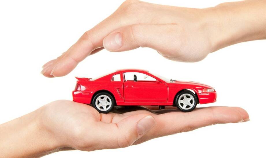 Samochód na akumulator w stylu muscle cara z pilotem i trybem driftu — kiedy ma sens w ofercie sklepu