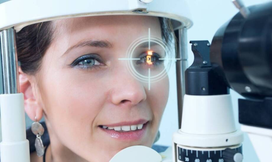 Jak optometrysta rozpoznaje przyczynę problemów z widzeniem, zanim dobierze korekcję