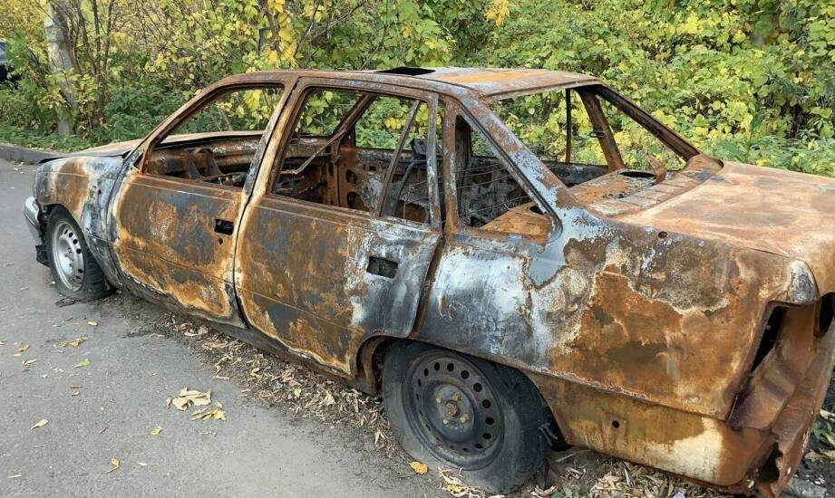 Jak rozpoznać pierwsze objawy zużycia akumulatora Jenox, zanim auto zacznie zawodzić