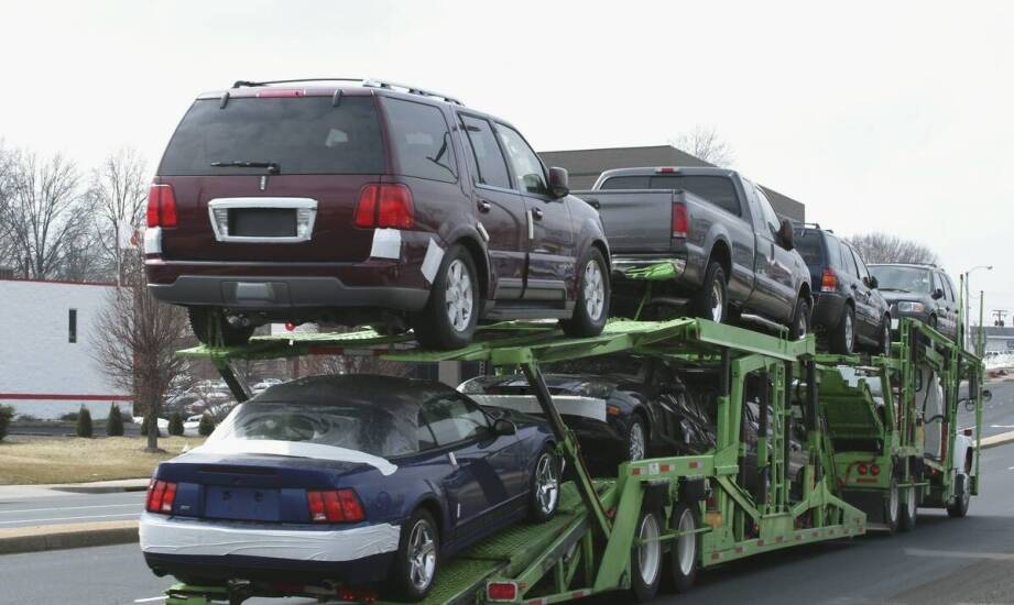 Co składa się na końcowy koszt sprowadzenia SUV-a z USA do Polski