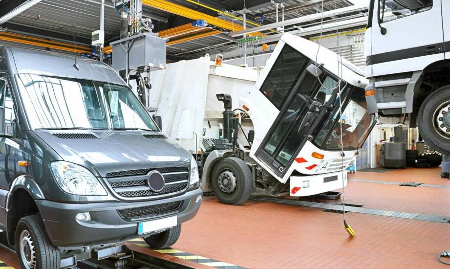 Pierwsza wizyta w punkcie ciężarówek Mercedes-Benz na Mazowszu — co firma transportowa sprawdza naprawdę