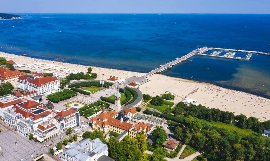 Co decyduje o udanym zimowym pobycie nad morzem, gdy pogoda zmienia plany w Rewalu