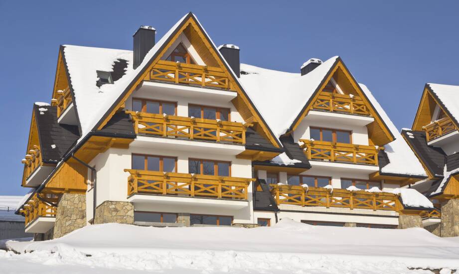 Kiedy jest najlepszy czas na wizytę w hotelu w Górach Świętokrzyskich?