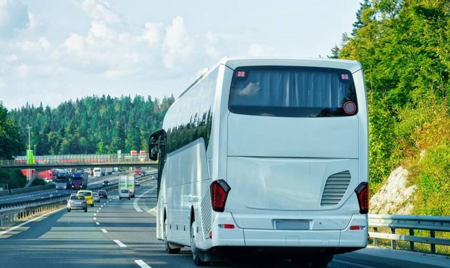 Od czego naprawdę zależą czas i cena przejazdu busem z Lubuskiego do Szwajcarii