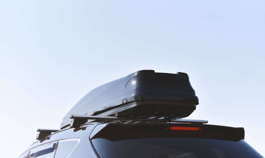 Jak oświetlenie LED na bagażniku dachowym Subaru Forester poprawia widoczność podczas nocnych wyjazdów w teren