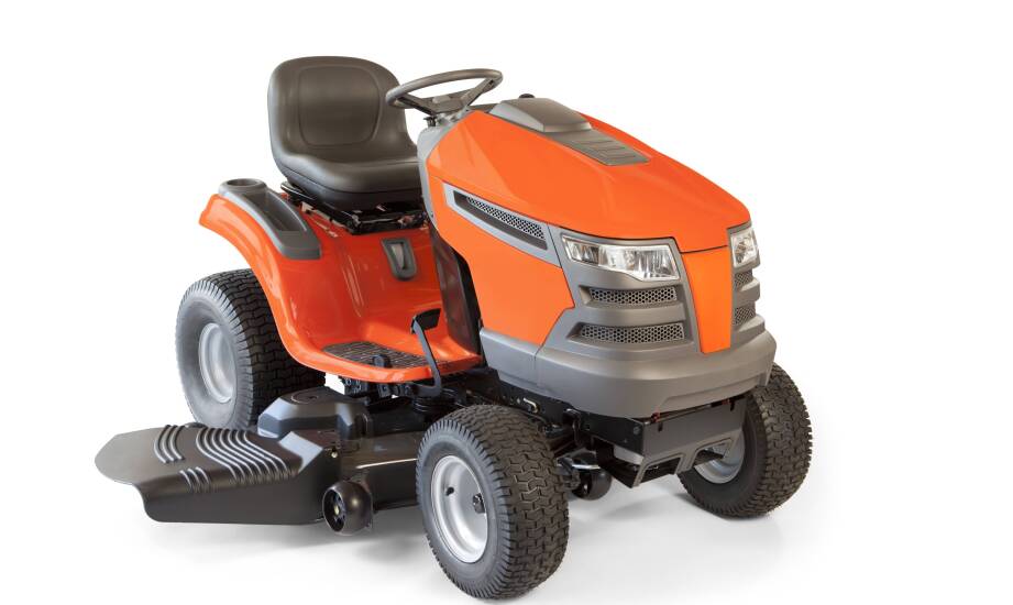Jak ocenić traktor ogrodowy Cub Cadet pod kątem terenu, osprzętu i serwisu