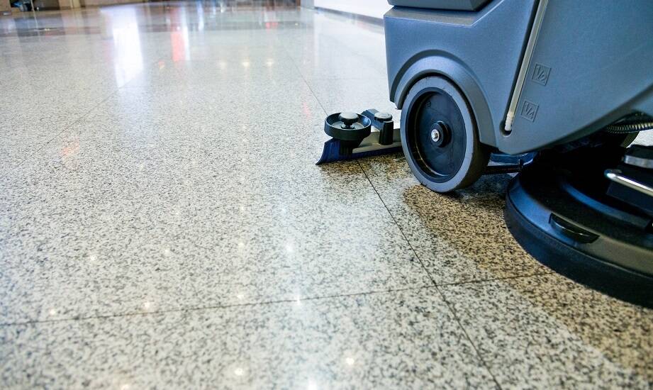 Po gwarancji: kiedy naprawa maszyny czyszczącej kończy się wymianą podzespołów