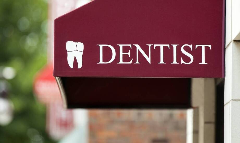 Jak działa nocny dyżur dentystyczny we Wrocławiu i gdzie kończy się pomoc doraźna