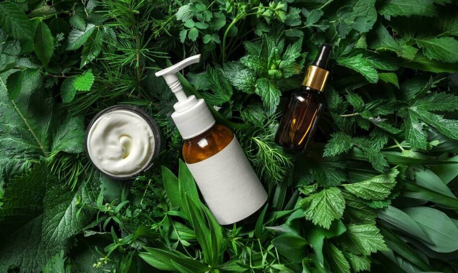 Jak naturalny dezodorant z ekstraktem Protektin neutralizuje zapach bez blokowania pocenia