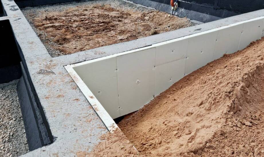 Co podnosi koszt płyty fundamentowej w domu energooszczędnym i kiedy warto dopłacić