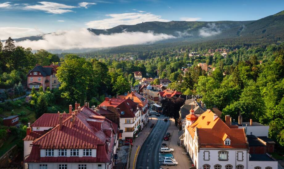 Jak zaplanować weekend w Szklarskiej Porębie, by wykorzystać szlaki, Mini SPA i rozrywkę