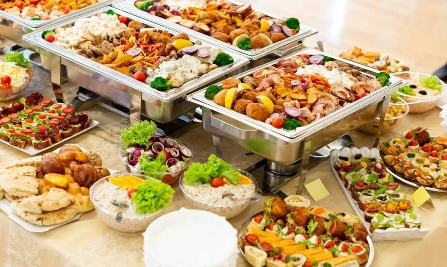 Jak skomponować tajskie menu na wieczór kawalerski, by grupa jadła bez przestojów
