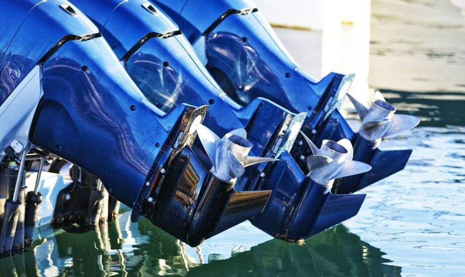 Napęd elektryczny czy spalinowy w modelu łodzi RC — co zmienia w praktyce