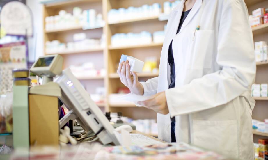 Jak wygląda kształcenie technika farmaceutycznego po maturze w Warszawie — od rekrutacji do egzaminu