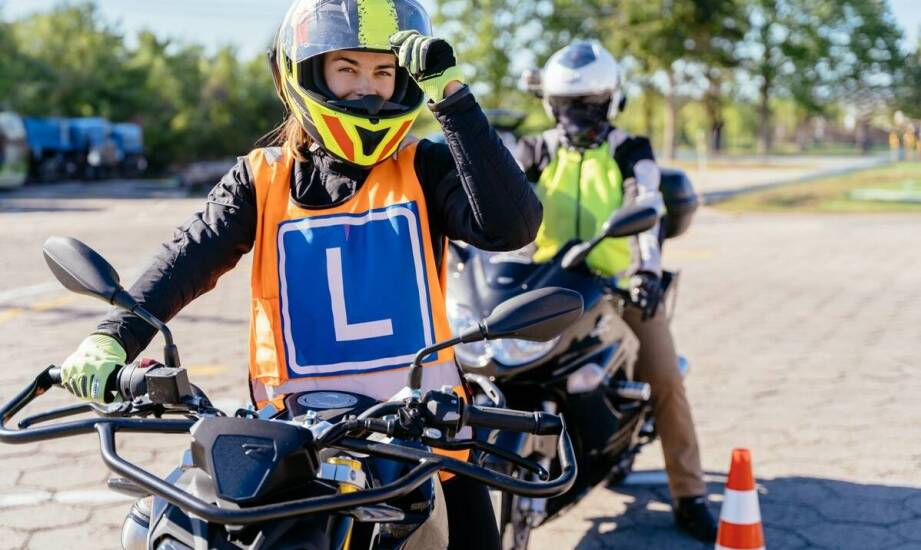 Jak różnią się A1, A2 i A — co zmienia wiek, motocykl i zakres jazdy