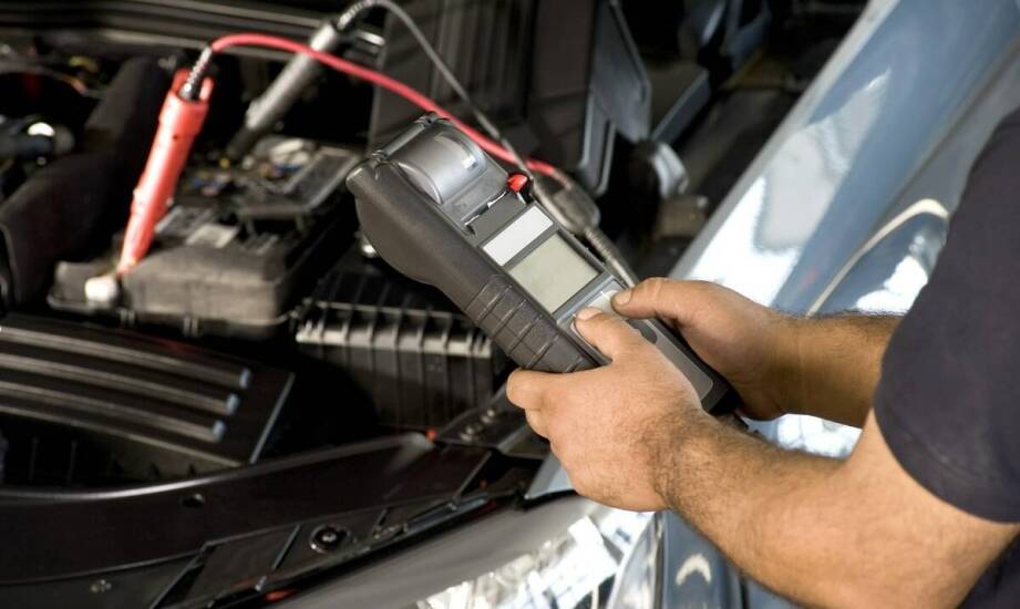 Jak przebiega diagnostyka komputerowa i mechaniczna Skody przed podjęciem naprawy