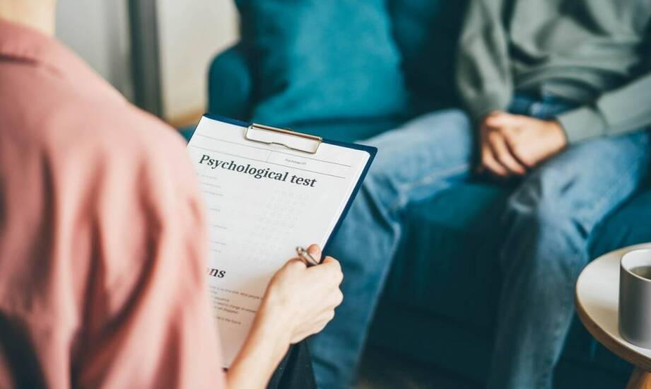 Dlaczego terapia uzależnień zaczyna się od diagnozy, a nie od samej abstynencji