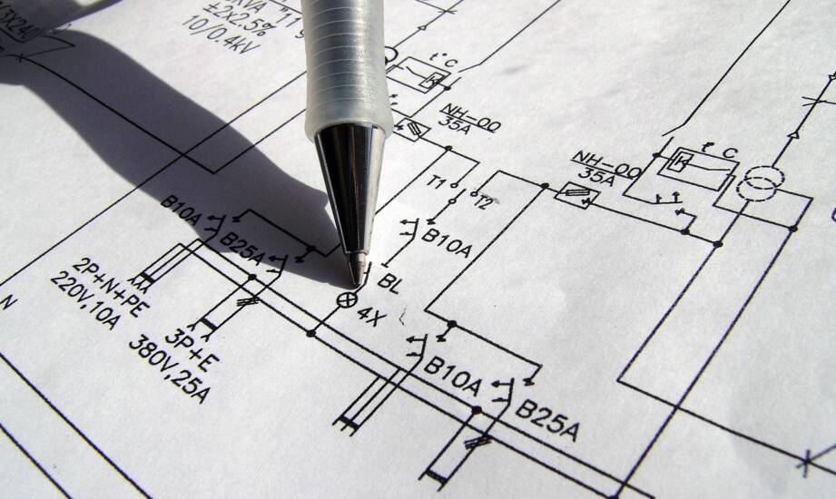 Kiedy nakładka CAD do elektryki ma sens w biurze projektowym