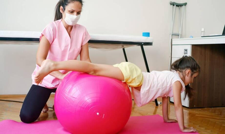 Jak wygląda pierwsza konsultacja u fizjoterapeuty zajmującego się dnem miednicy