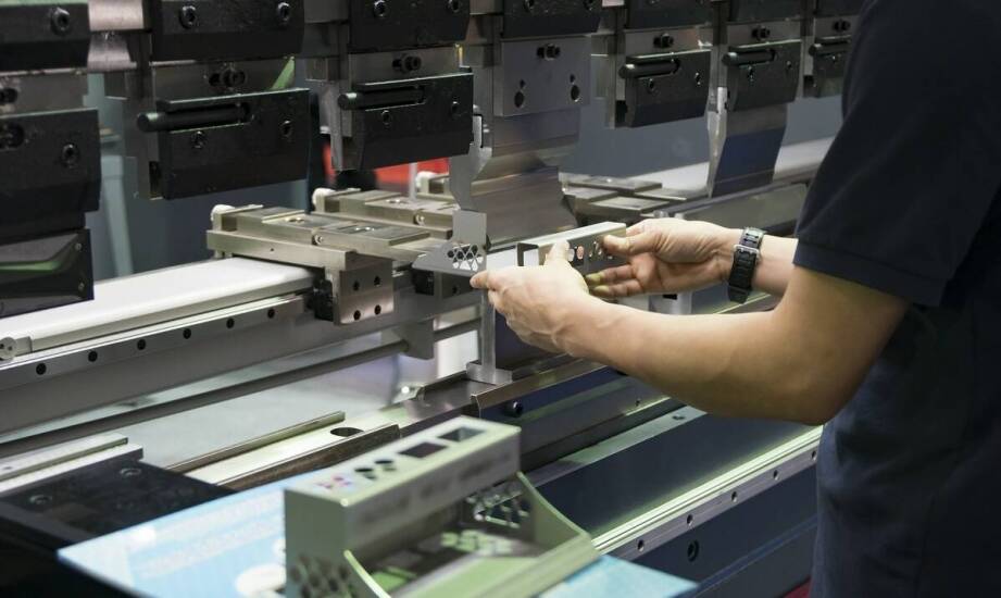 Jak wyznaczyć krytyczne punkty kontroli procesu w małym zakładzie produkcyjnym