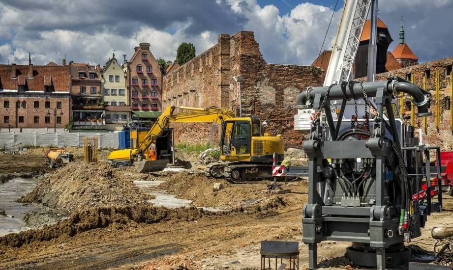Dlaczego projekt geotechniczny musi wyprzedzać harmonogram robót w zwartej zabudowie miejskiej