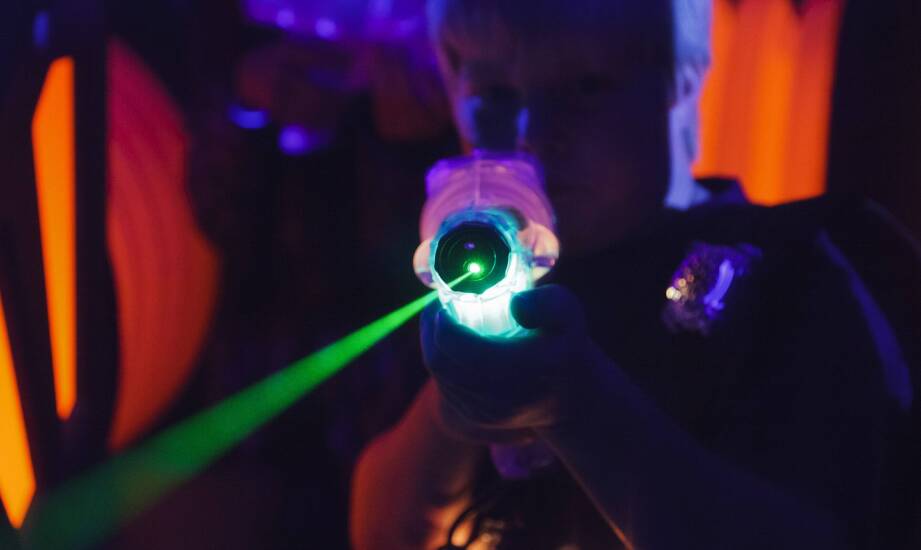 Laserowy wkład treningowy — jak wykorzystać go przy przystrzeliwaniu i suchym treningu broni pneumatycznej oraz czarnoprochowej