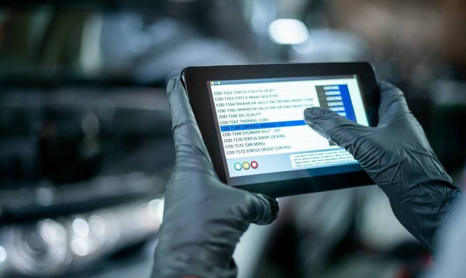 Dlaczego elektronika w Fordzie Edge z USA wymaga sprawdzania wersji modułów przed zakupem części