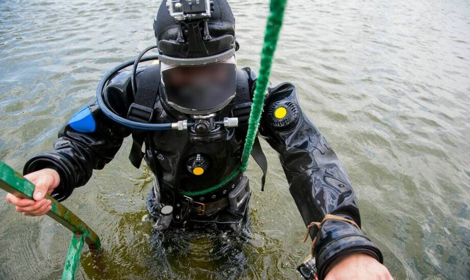 Kiedy suchy skafander, automat oddechowy i rebreather muszą działać jako jeden system w nurkowaniu technicznym