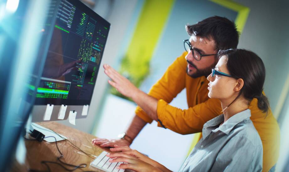 Kiedy Windows Server 2025 ma sens w małej firmie i co zmienia w codziennej pracy