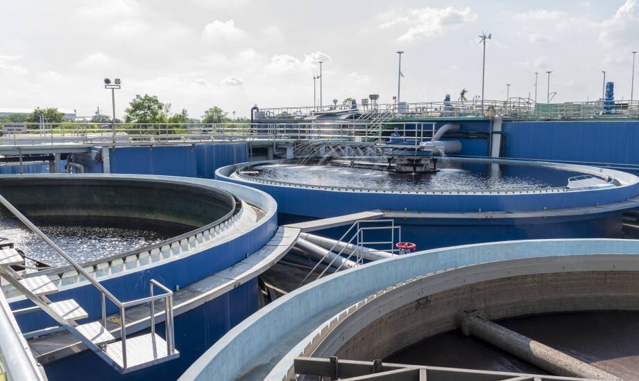 Hydrofornia jako stabilizator ciśnienia w przemysłowym uzdatnianiu wody — kiedy jest potrzebna