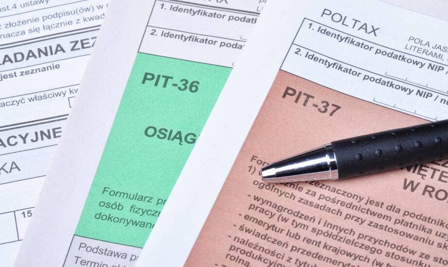 Jakie ewidencje prowadzi jednoosobowa działalność w Szczecinie i kiedy dochodzą obowiązki VAT?