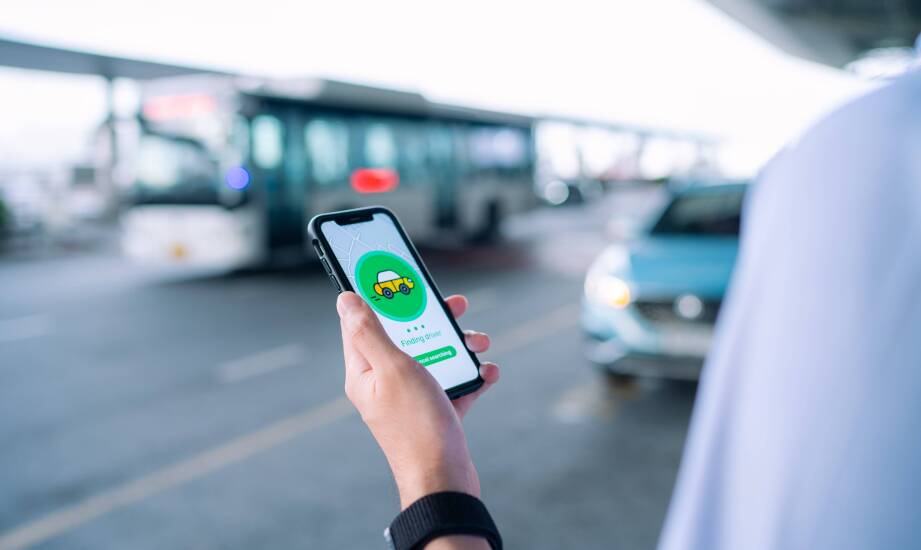 Kiedy aplikacja do transportu pracowników zaczyna porządkować zmiany, obecność i plan kursów