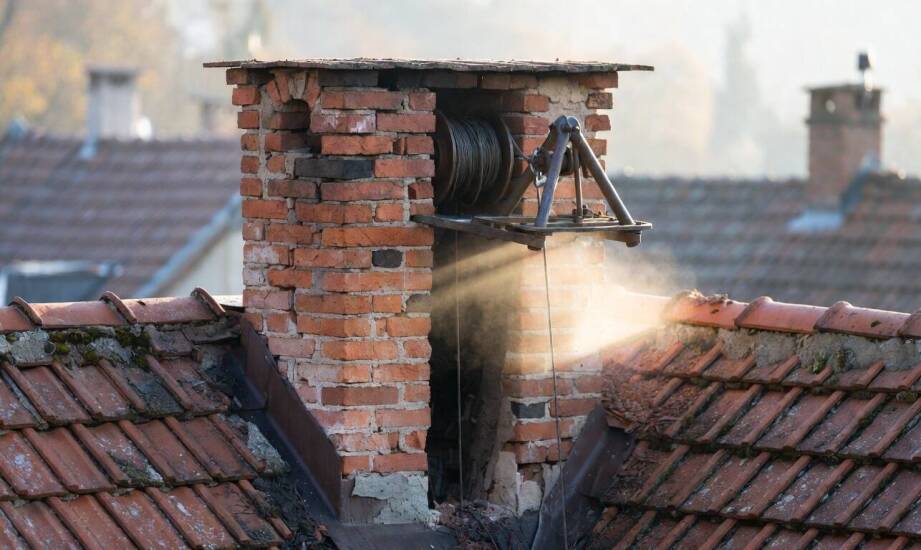 Jak przebiega poszerzanie przewodu kominowego i kiedy wybrać metodę diamentową lub łańcuchową