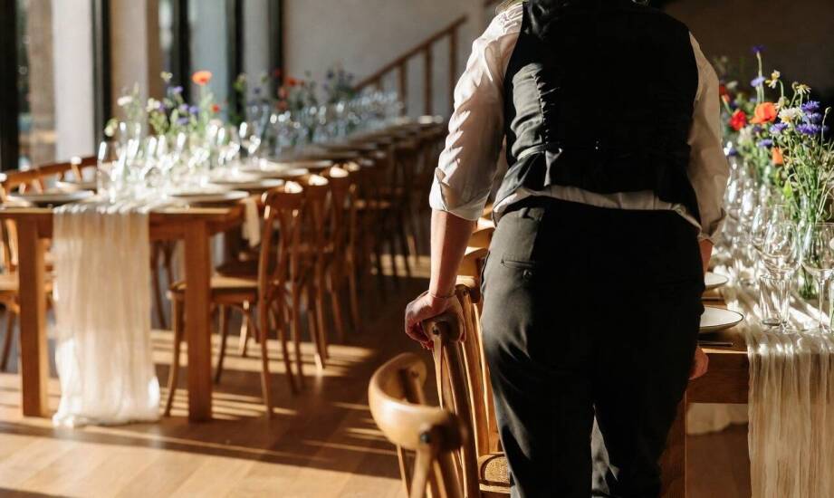 Wesele pod Ozorkowem: kiedy sala, catering i noclegi powinny działać jako jeden plan