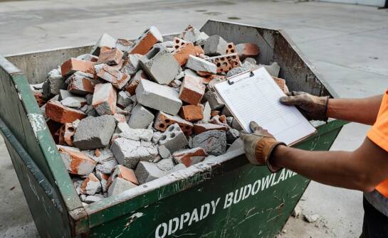 Ewidencja BDO przy odbiorze gruzu i odpadów komunalnych — typowe miejsca pomyłek