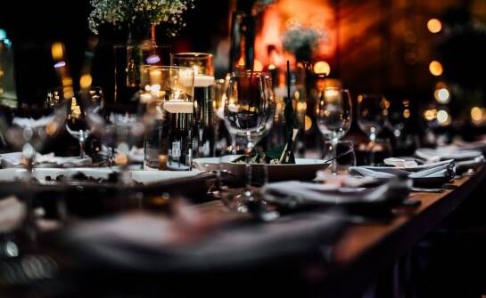 Organizacja okolicznościowych imprez w eleganckiej atmosferze naszej restauracji