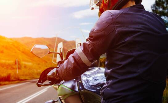 Dlaczego motocyklowy strój przeciwdeszczowy działa tylko wtedy, gdy pasuje do planu jazdy