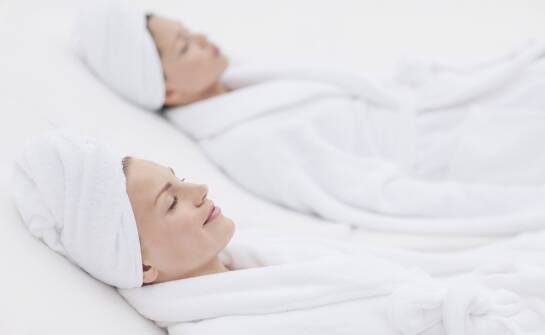 Jak łączy się nocleg, strefa wellness i hotelowa restauracja podczas pobytu w dawnym młynie