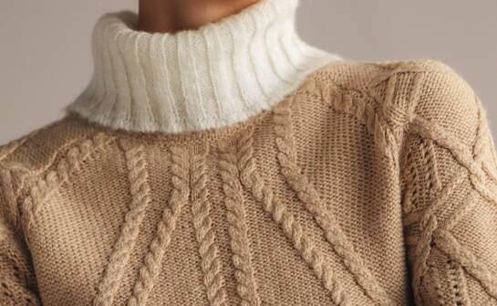 Dlaczego damski sweter oversize wygląda elegancko tylko wtedy, gdy decydują o tym splot i wykończenie