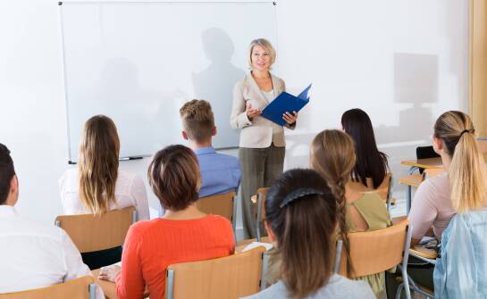 Kiedy kurs doskonalący nie wystarczy i potrzebne jest przygotowanie pedagogiczne do pracy w oświacie