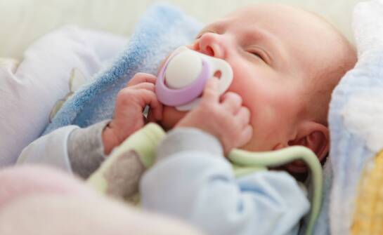 Jakie sygnały u noworodka ocenia neonatolog w pierwszych tygodniach życia